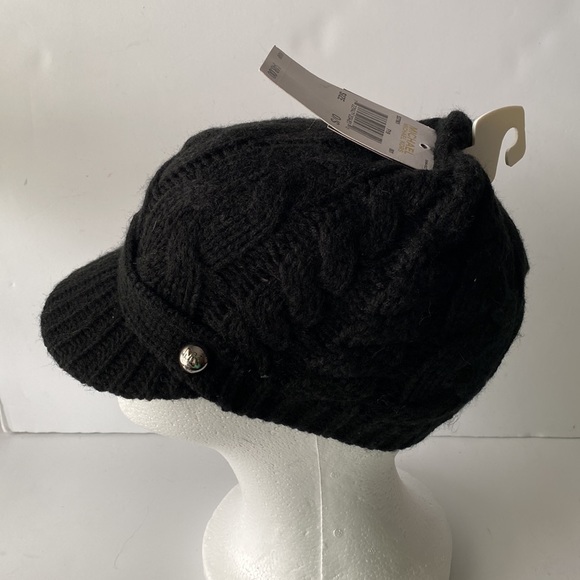 MICHAEL Michael Kors Patchwork Cable-Knit Hat Black - Picture 3 of 8